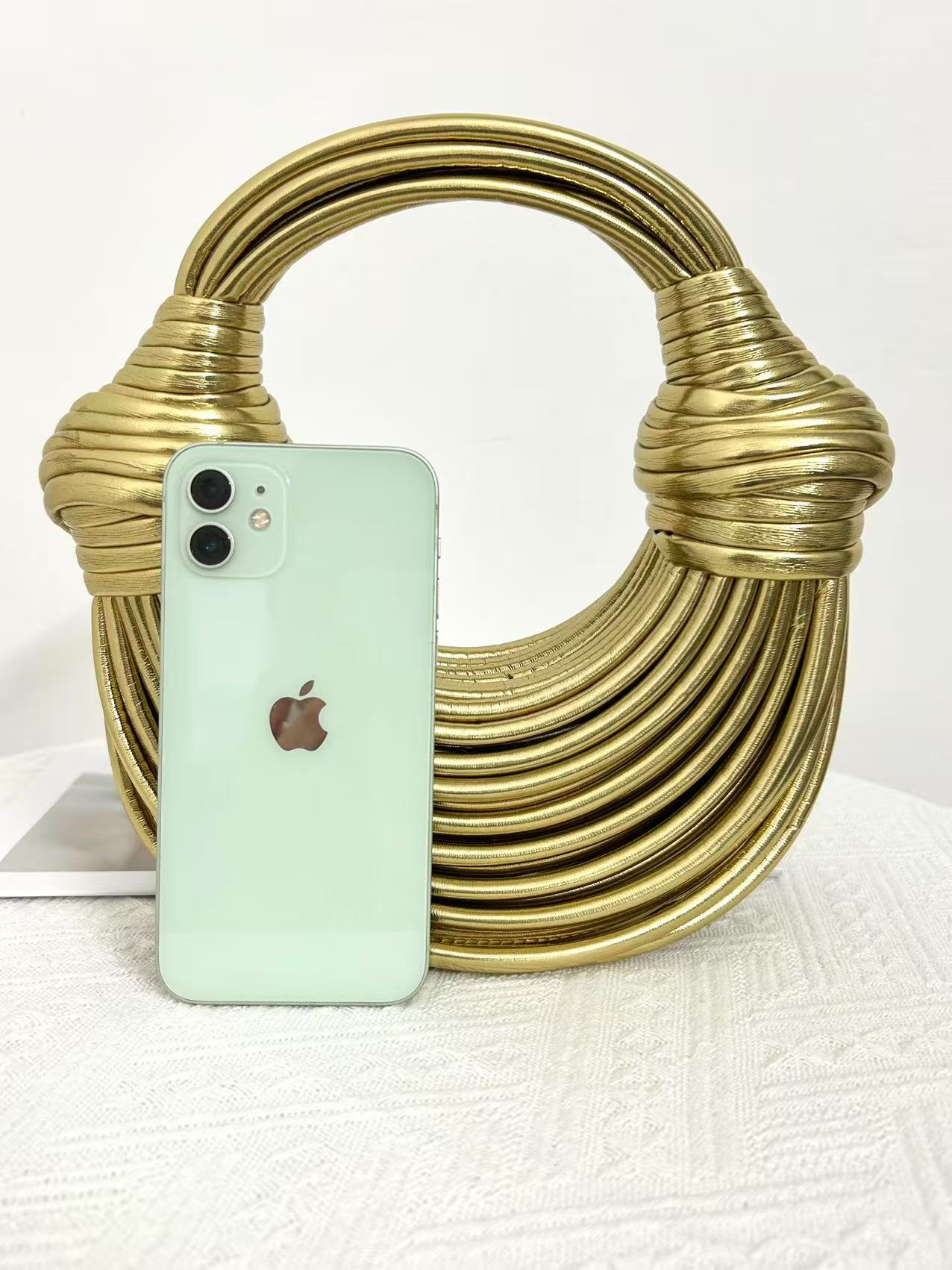 Ceres Woven Dumpling Shoulder Bag – Handmade Noodle Style Fashion Bag