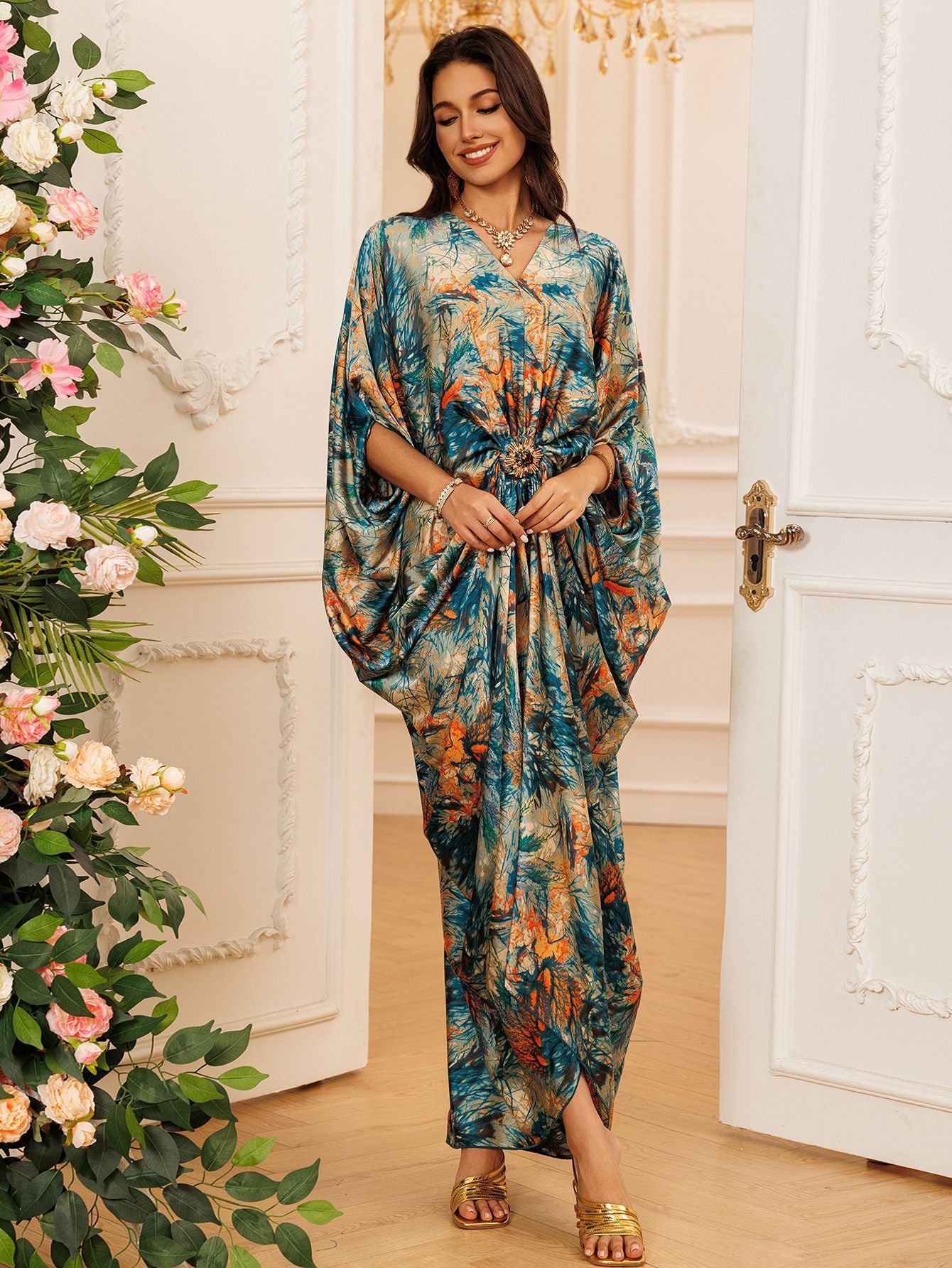 Bellona Batwing Sleeve Printed Kaftan — Middle Eastern Inspired Flowing Pullover Robe