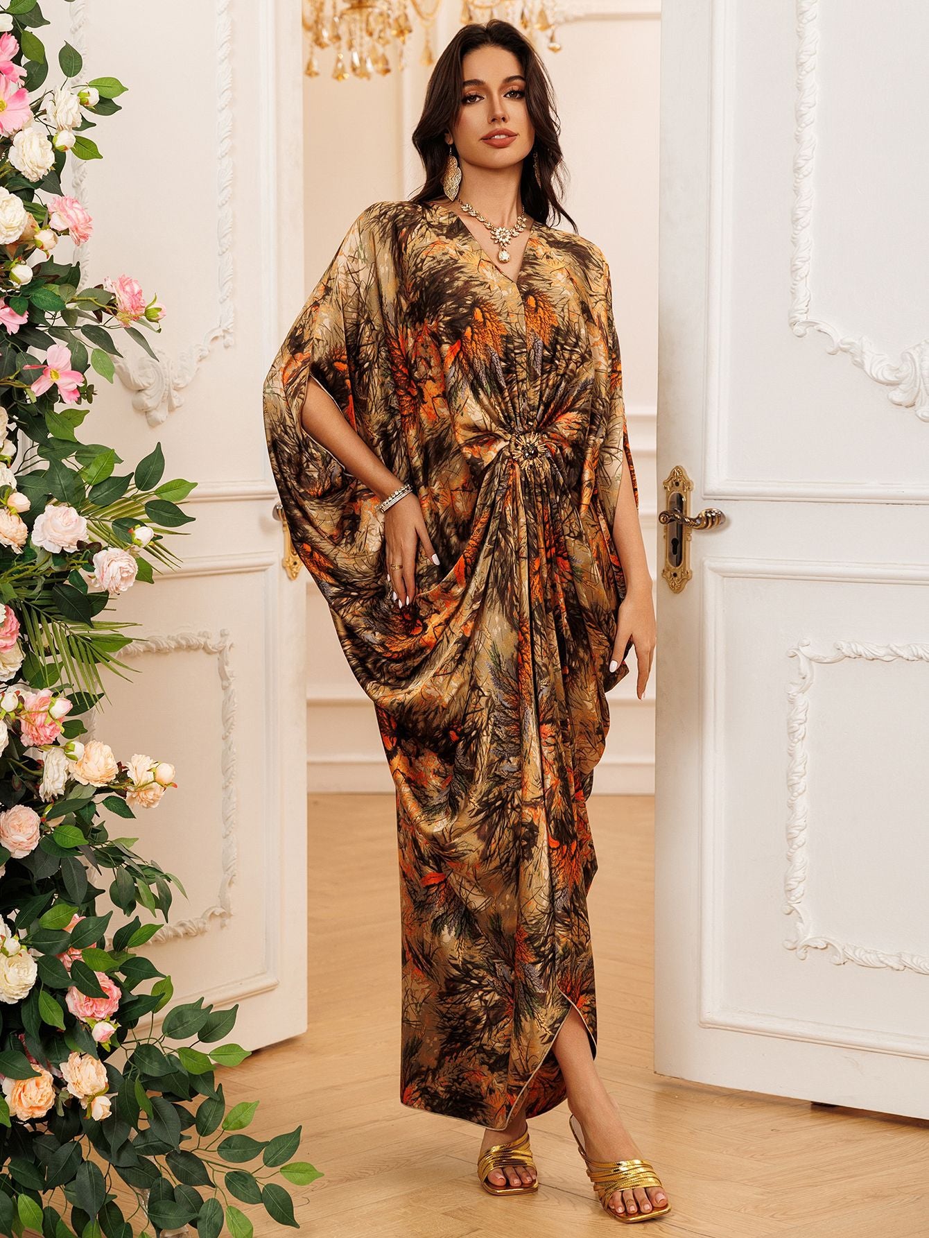Bellona Batwing Sleeve Printed Kaftan — Middle Eastern Inspired Flowing Pullover Robe
