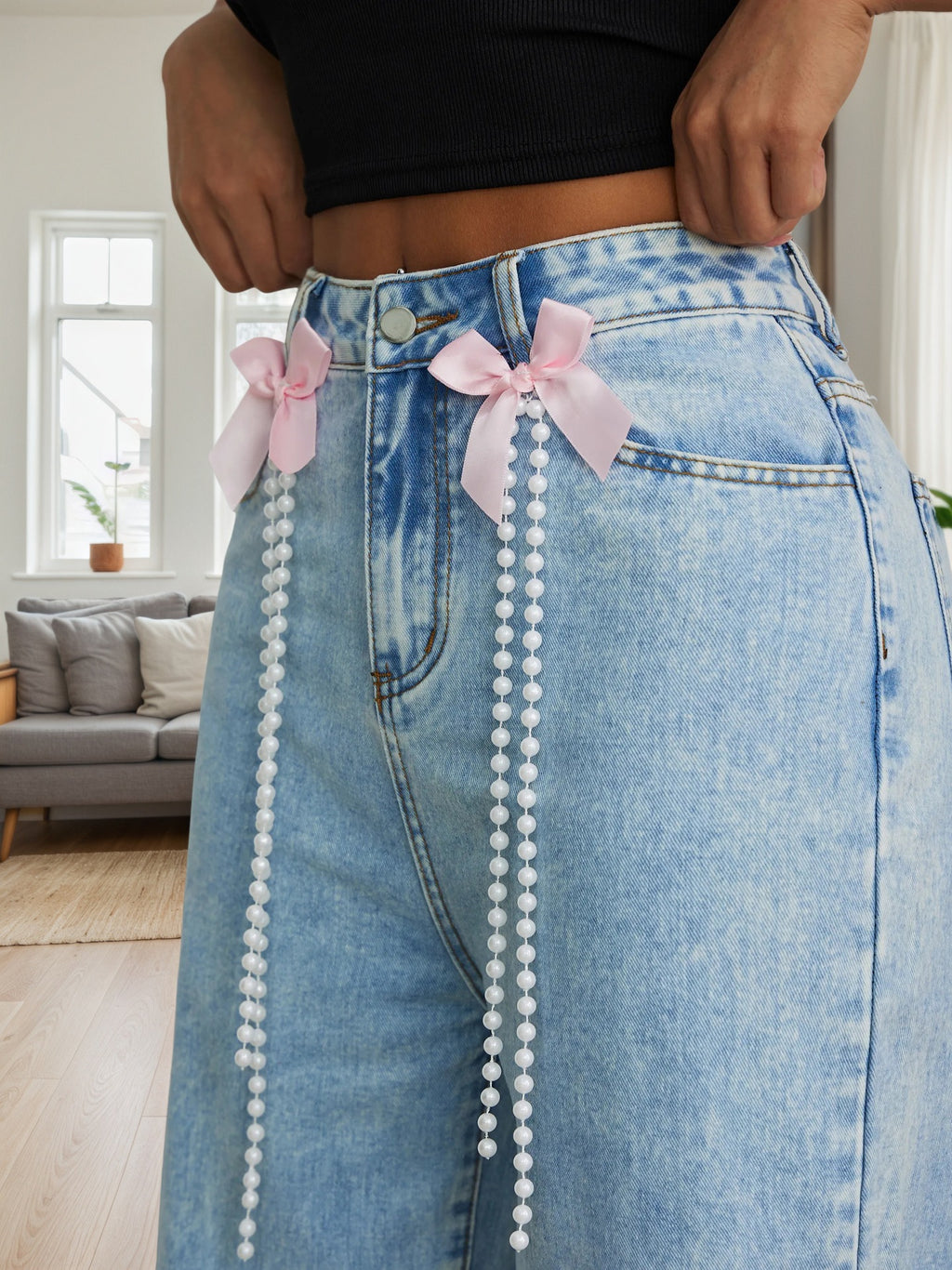 Hera 2.0 Bow-Embellished Snowflake Washed Wide-Leg Jeans