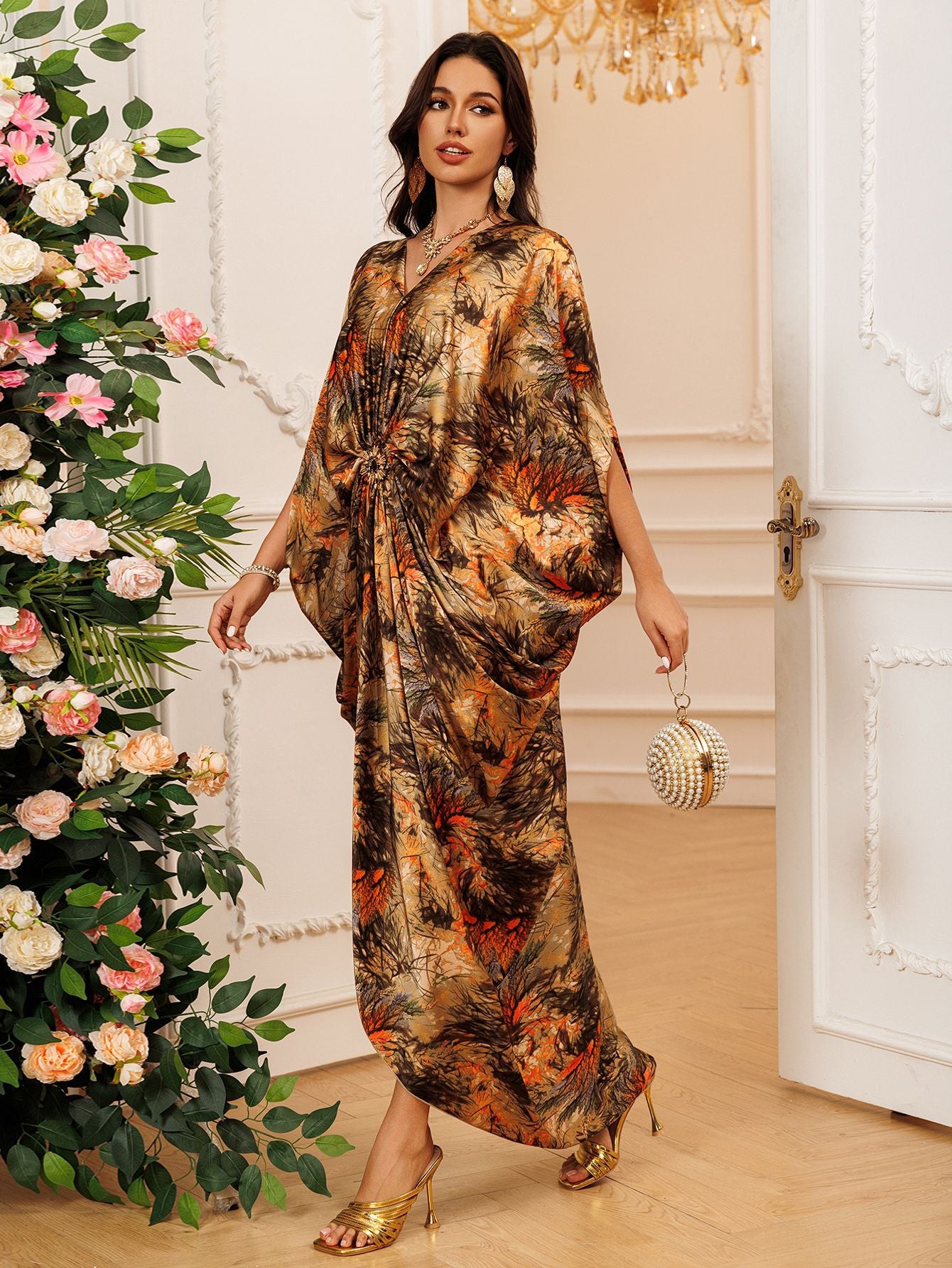 Bellona Batwing Sleeve Printed Kaftan — Middle Eastern Inspired Flowing Pullover Robe