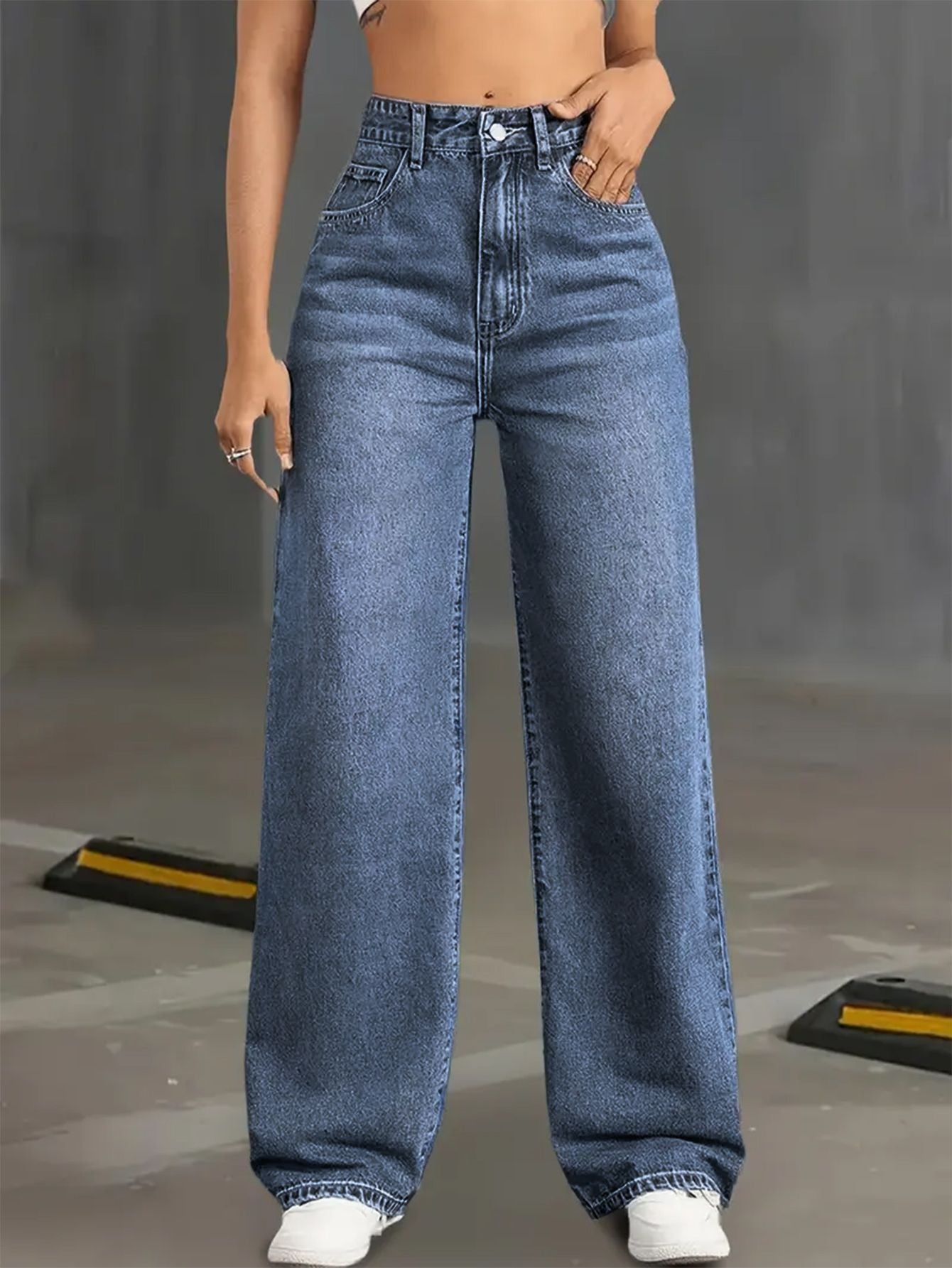 Hestia Light-Wash High-Waist Straight-Leg Jeans