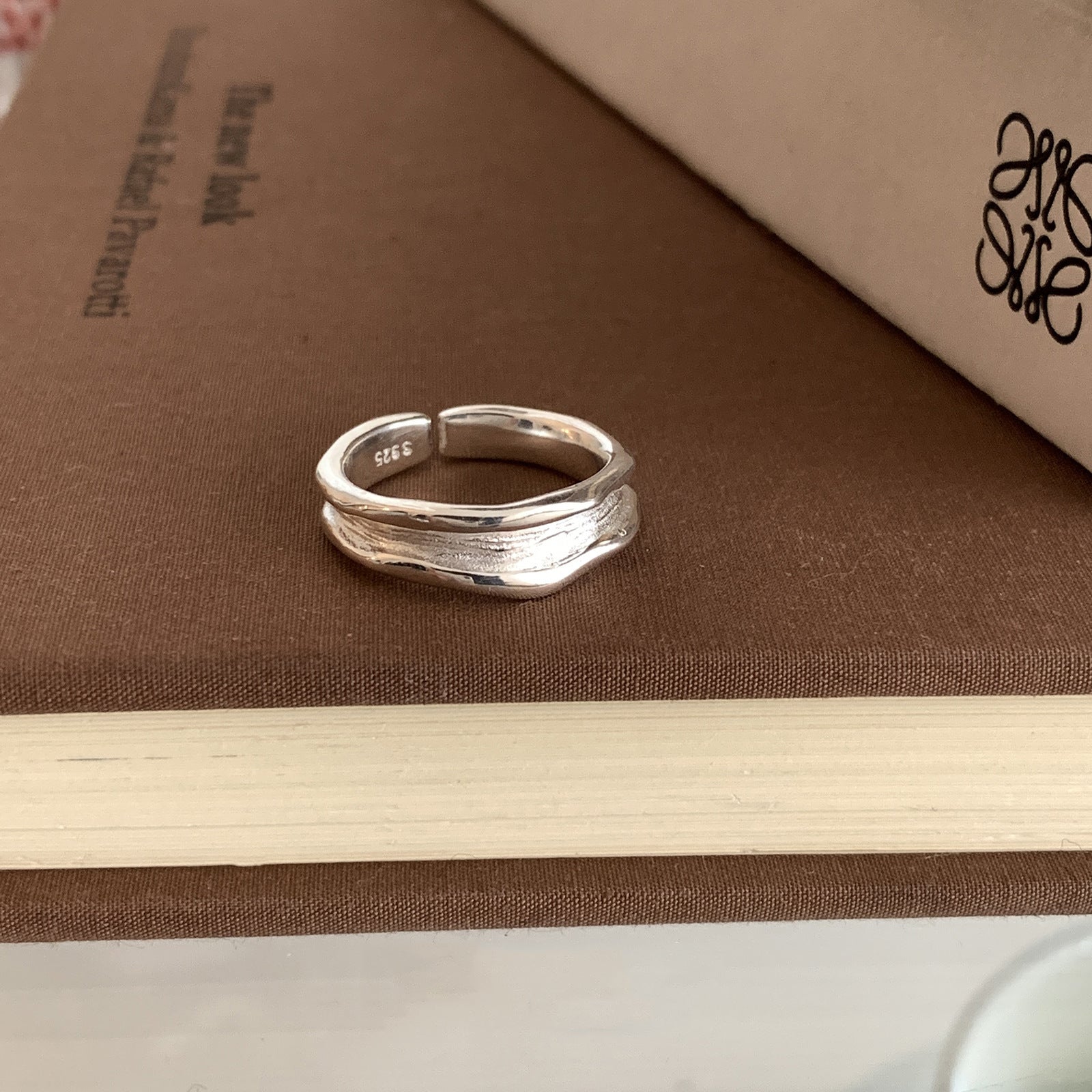 Theia Minimalist Stackable Rings 💍