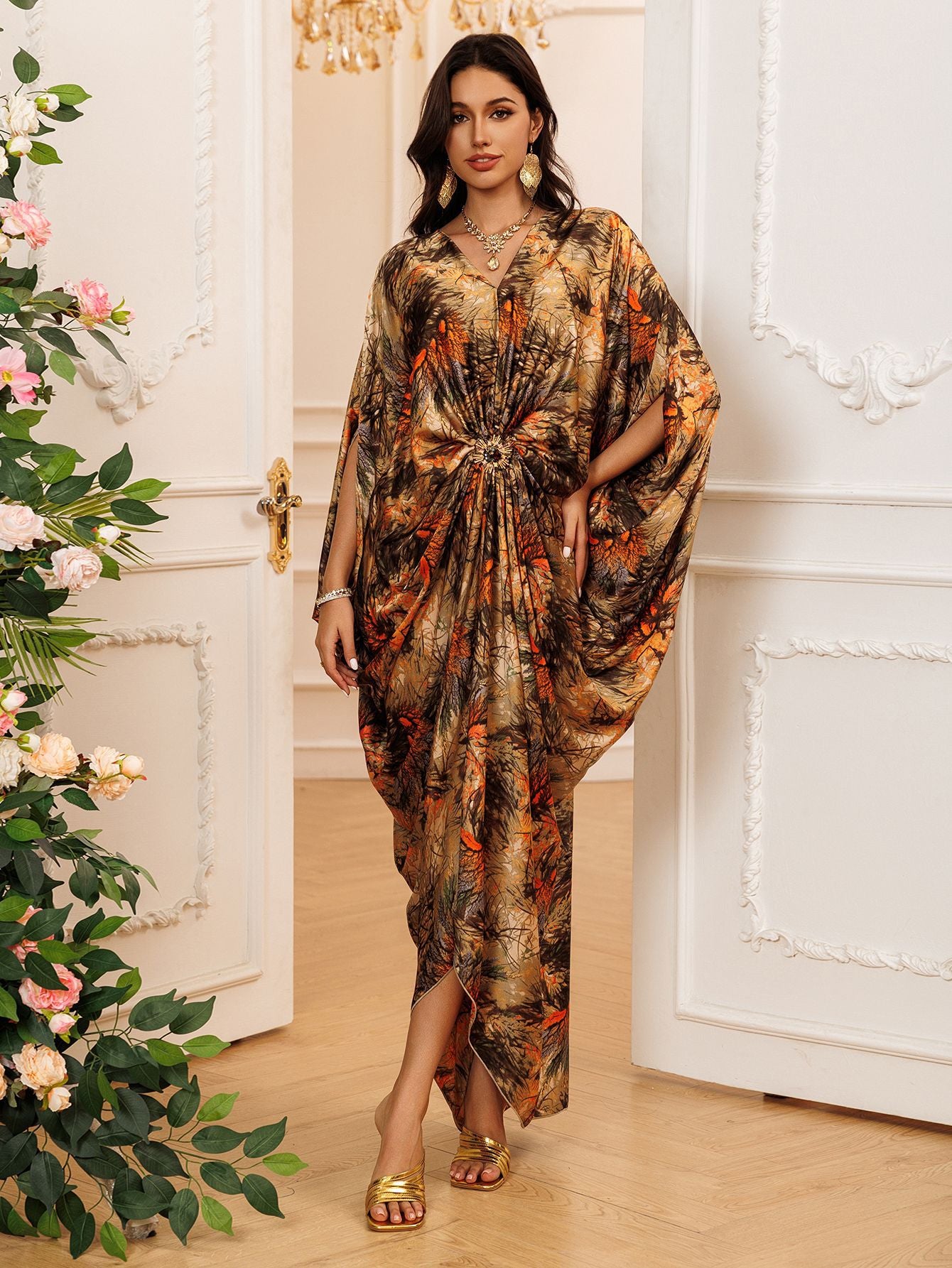 Bellona Batwing Sleeve Printed Kaftan — Middle Eastern Inspired Flowing Pullover Robe