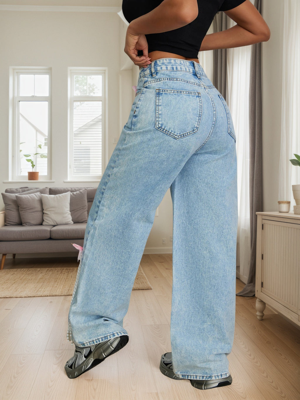 Hera 2.0 Bow-Embellished Snowflake Washed Wide-Leg Jeans