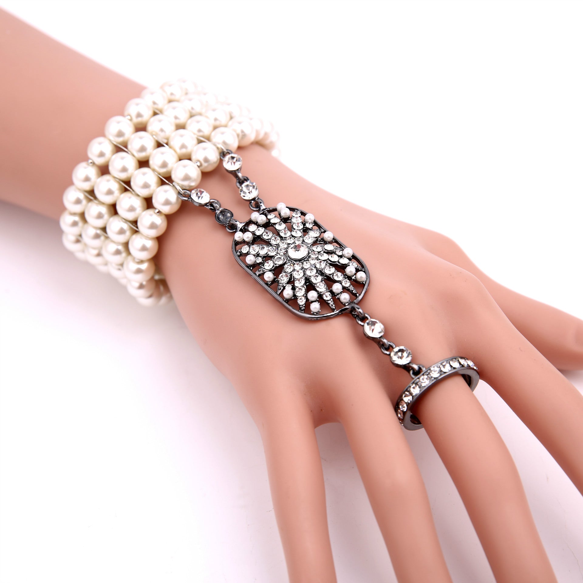 Skadia Pearl Bracelet–Ring Chain